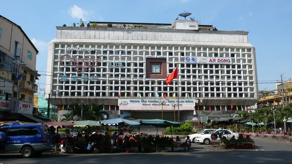 Multi-storey An Đông Market building in Ho Chi Minh City